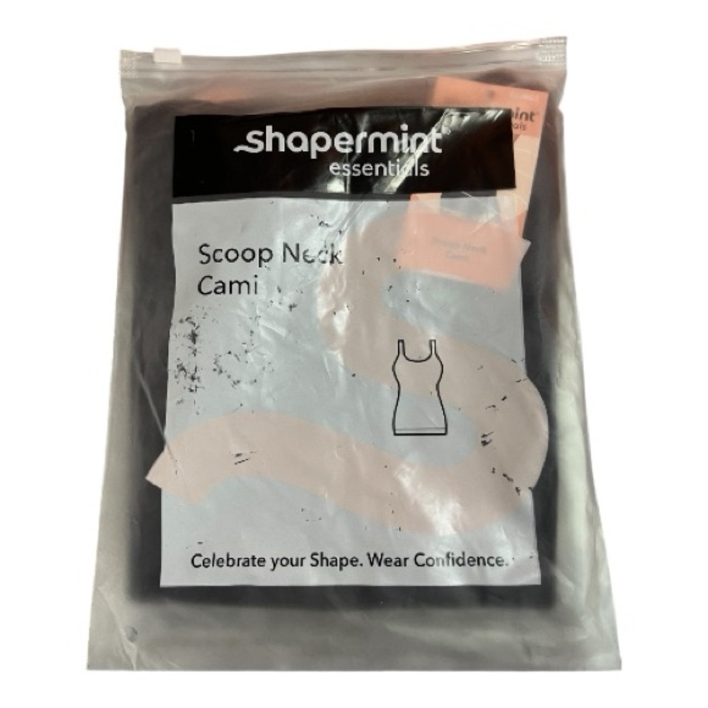 Shapermint Essentials Black Scoop Neck Cami